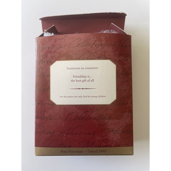 Hallmark Keepsake Ornament Winne The Pooh The Gift Of Friendship Plate Christmas - Picture 5 of 5